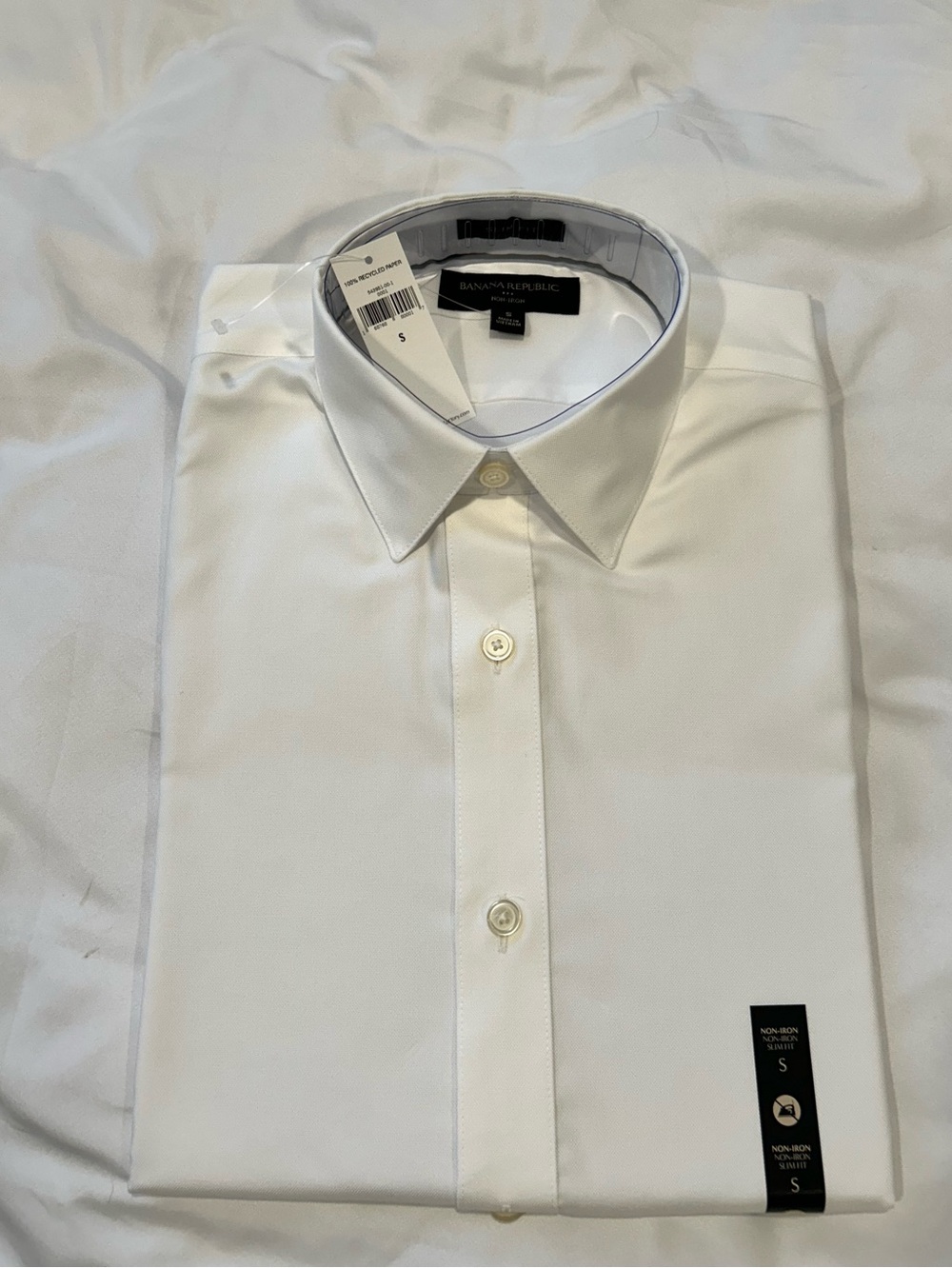 Banana Republic Men’s white  Dress Shirt, slim fit, small
